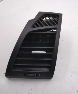 BMW 1 E82 E88 Dashboard side air vent grill/cover trim