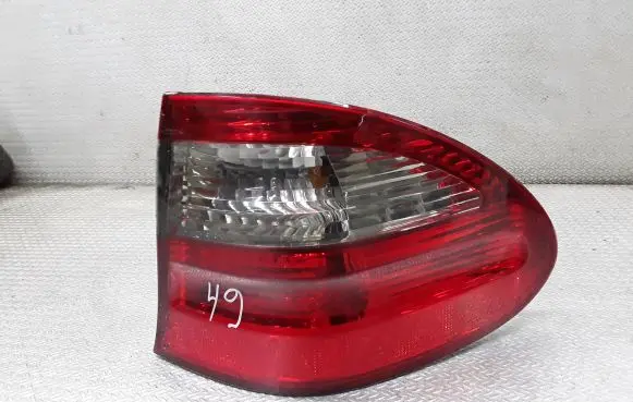 Mercedes-Benz E W211 Rear/tail lights A2118202864