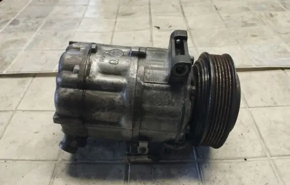 Opel Signum Air conditioning (A/C) compressor (pump) 13140505 1367311204