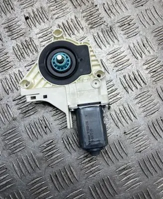 Audi Q5 SQ5 Front door window regulator motor 8K0959801B