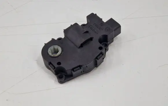 Mini One - Cooper F56 F55 Air flap motor/actuator 412650750