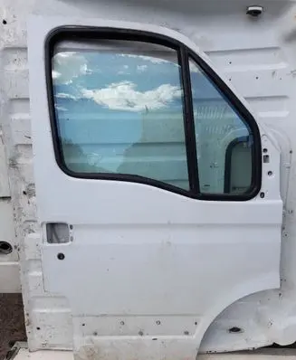 Iveco Daily 3rd gen Front door 99460120