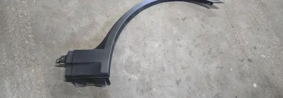 BMW X3 E83 Front arch trim 3405818 12125313 DN13733