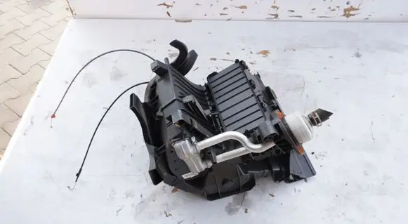 Interior heater climate box assembly
