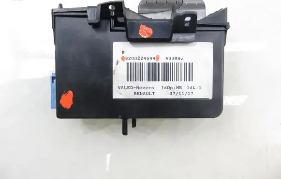 Renault Espace - Grand espace IV Ignition key card reader 8200224594