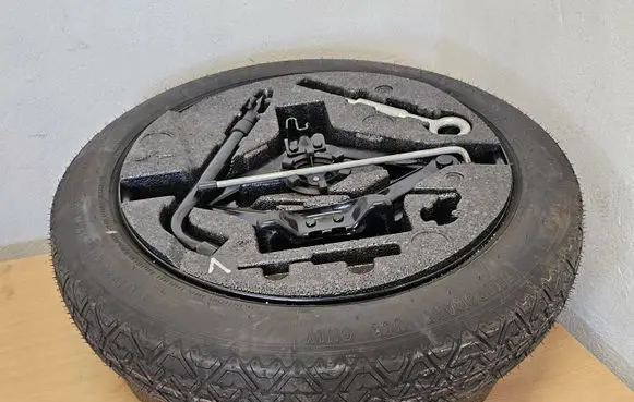 Volvo V70 R17 spare wheel 