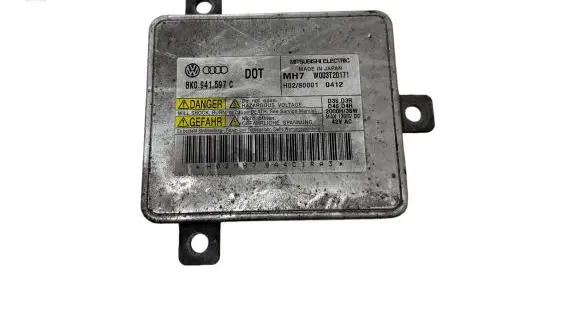 Audi Q5 SQ5 Headlight/headlamp 8K0941597C W003T20171