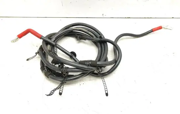 Audi A6 S6 C6 4F Positive cable (battery)