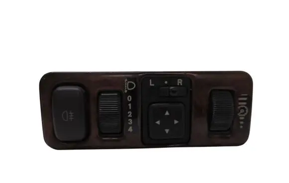 Mitsubishi Carisma A set of switches MR270319