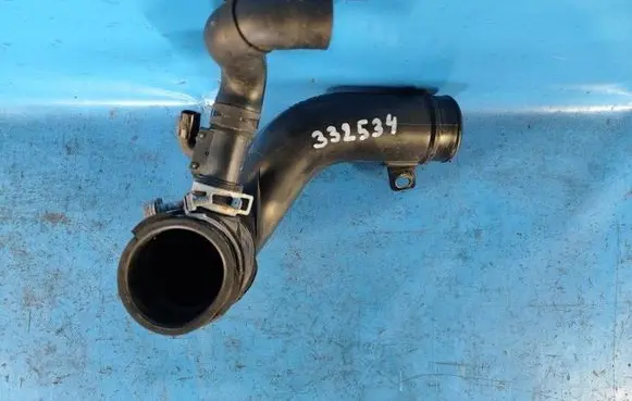 Mazda CX-5 Air intake hose/pipe SH0113231