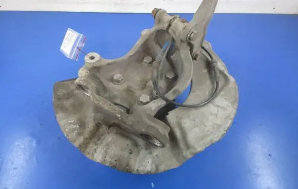 BMW 5 E60 E61 Front wheel hub spindle knuckle