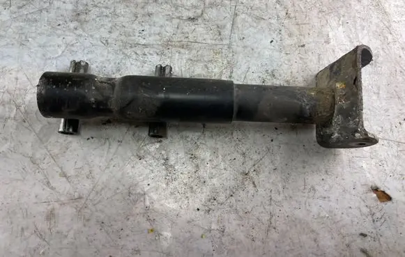 Volkswagen PASSAT B5 Rear bumper shock impact absorber/damper 5068130041
