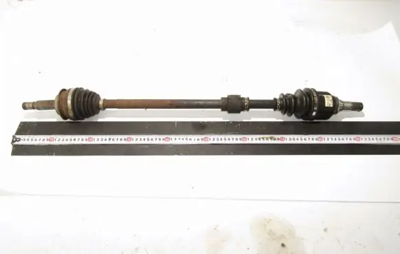 Toyota Verso-S Front driveshaft