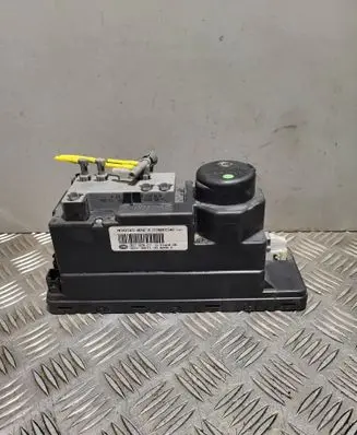 Mercedes-Benz E W210 Central locking vacuum pump A2108001548