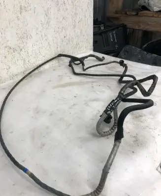 Opel Grandland X AdBlue supply pipe Tu72050301