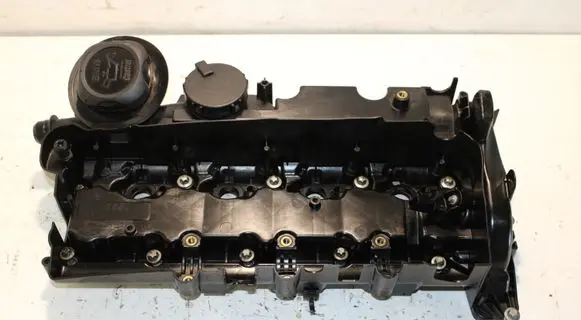BMW 5 E60 E61 Rocker cam cover 7797613