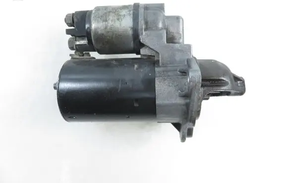 Opel Meriva B Starter motor 0001107522