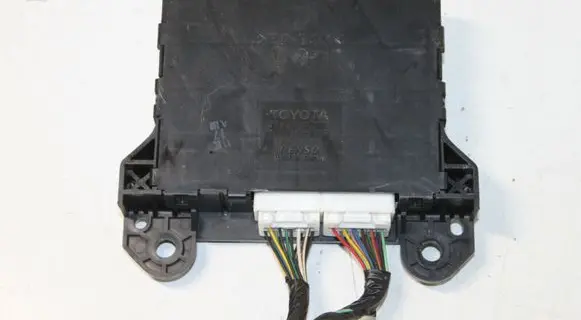 Toyota Prius (XW20) Air conditioning/heating control unit 8865047051