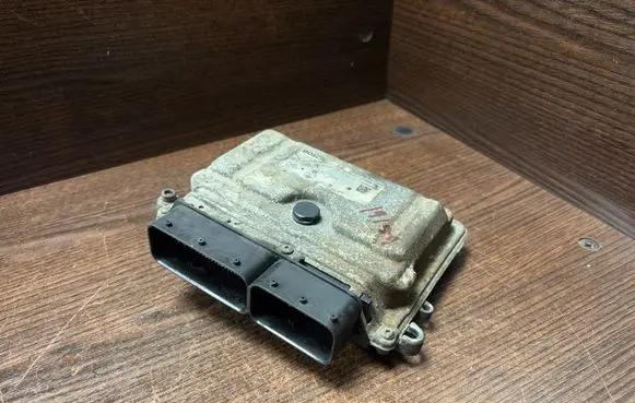 Iveco Daily 4th gen Gearbox control unit/module 1267017170 ZF0501230008