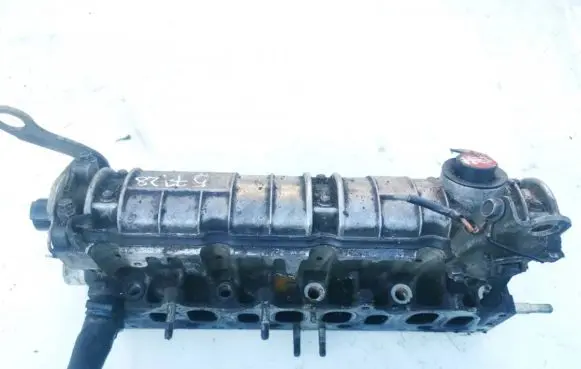 Volvo 440 Engine head 