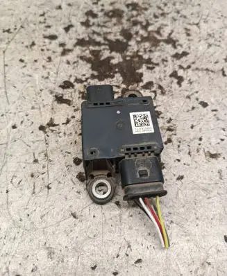 Isuzu D-Max ESP acceleration yaw rate sensor 1275100944 1277023203 400310623