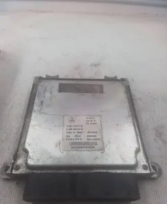 Mercedes-Benz C W204 Engine control unit/module A0054469240 A6511500126