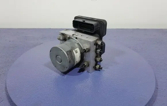 Jeep Grand Cherokee ABS Pump 68268292AC