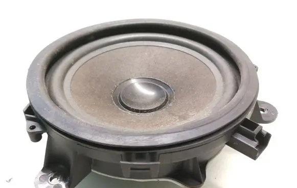 Volvo V50 Front door speaker 8651207