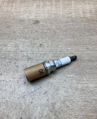Opel Agila A Spark plug RC10MCC