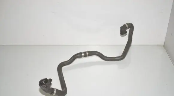BMW 5 G30 G31 Engine coolant pipe/hose 8590690 17128590690