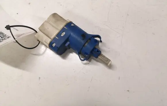 Ford Focus C-MAX Brake pedal sensor switch 3M5T9C872AB
