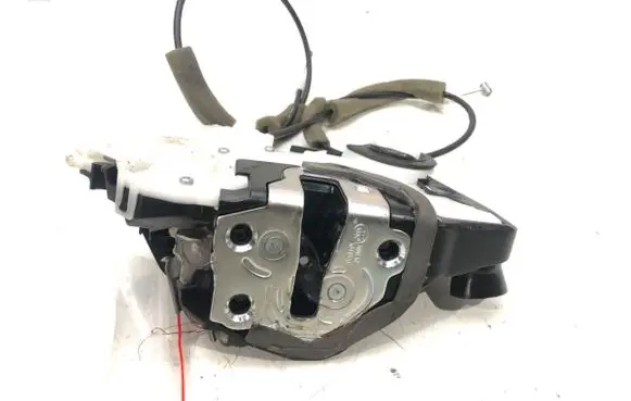 Honda CR-V Front door lock 72111-T0A-A200