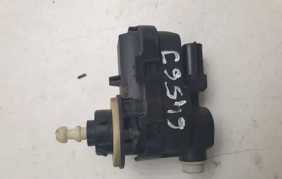 Toyota Yaris Headlight level adjustment motor 92000866