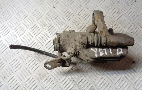 Skoda Yeti (5L) Rear brake caliper