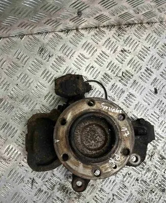 Mercedes-Benz Sprinter W906 Front wheel hub spindle knuckle 906330362028