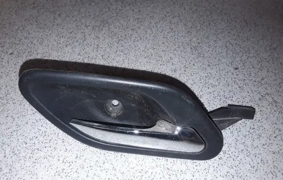 BMW 5 E39 Front door interior handle 8226050