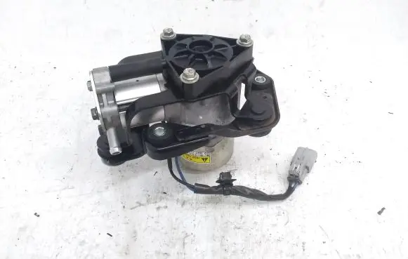 Mitsubishi Outlander Vacuum pump 8J070388