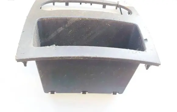 Mercedes-Benz B W245 Glove box a1696800239
