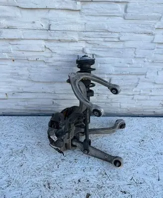 Alfa Romeo Giulia Front wheel hub spindle knuckle