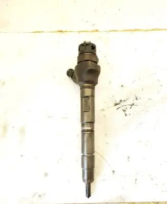 Audi A4 S4 B8 8K Fuel injector 03L130277J