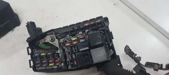 Volvo V60 Fuse box set 6G9T14A067CA 6G9T14A076MB