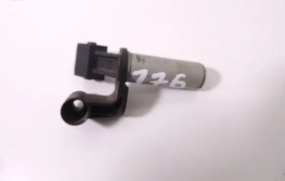 Ford Mondeo Mk III Crankshaft position sensor D176