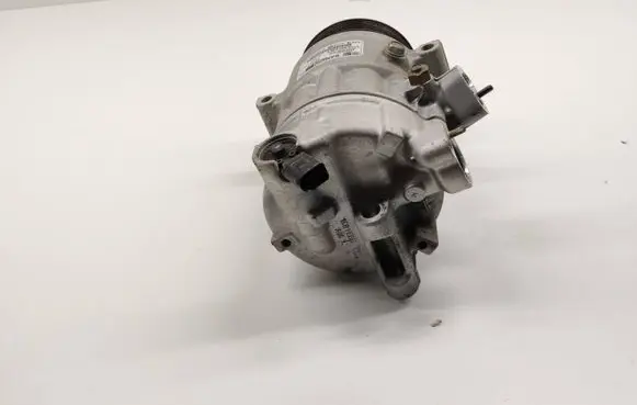 Volkswagen Jetta VI Air conditioning (A/C) compressor (pump) 1K0820808F 006292601570