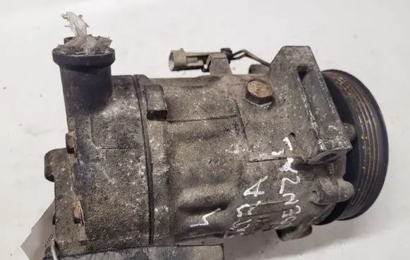 Opel Zafira B Air conditioning (A/C) compressor (pump) 13208187 JL2 4574804585