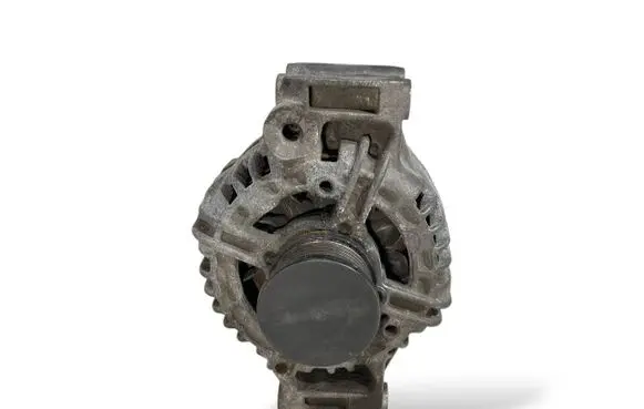 BMW 1 E81 E87 Generator/alternator 7532964 7532968 0124325116