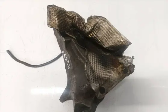 Audi A4 S4 B7 8E 8H Engine mounting bracket 8e0199308