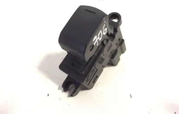 Nissan Qashqai Electric window control switch 25411JD000
