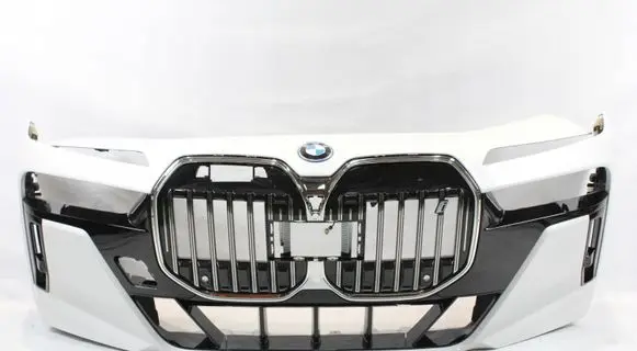 BMW 7 G70 Front bumper