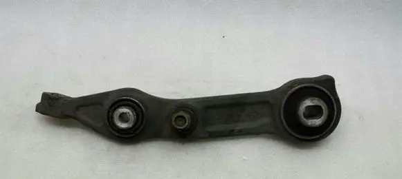 Mercedes-Benz E W211 Front control arm A2113308207