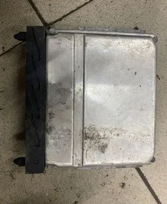 Volvo V70 Engine control unit/module